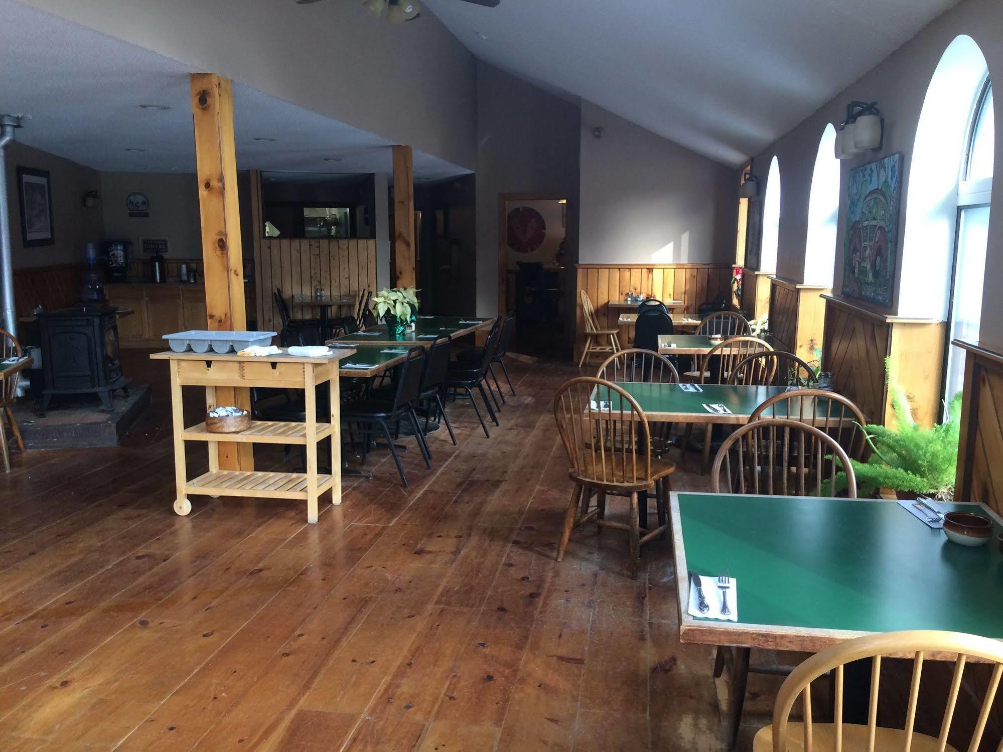 Butternut Inn And Pancakehouse Killington Eksteriør billede